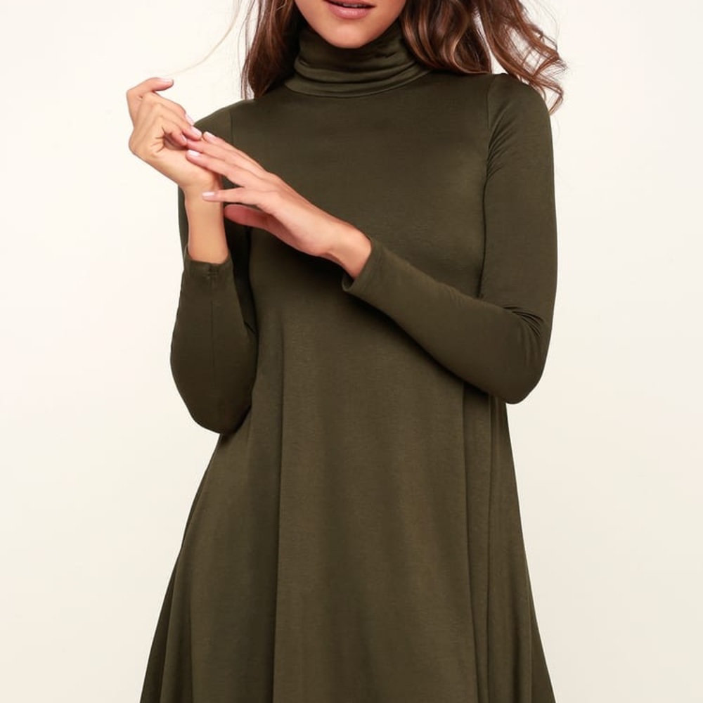 ⚡️LIKE & I’LL DISCOUNT!⚡️Lulu’s olive swing dress